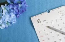 紫陽花と6月のカレンダー