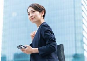 30代くらいのキャリアウーマン